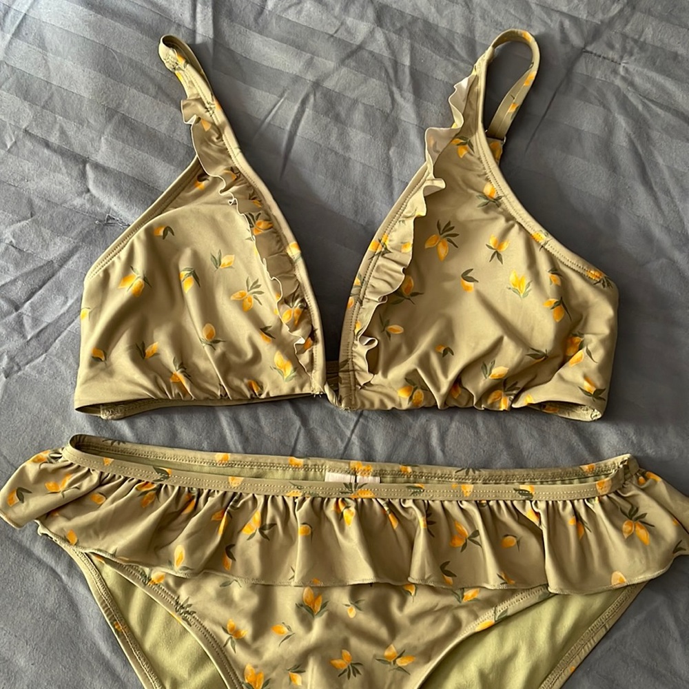 Lauren Conrad 2 Piece Green & Lemons Swimsuit